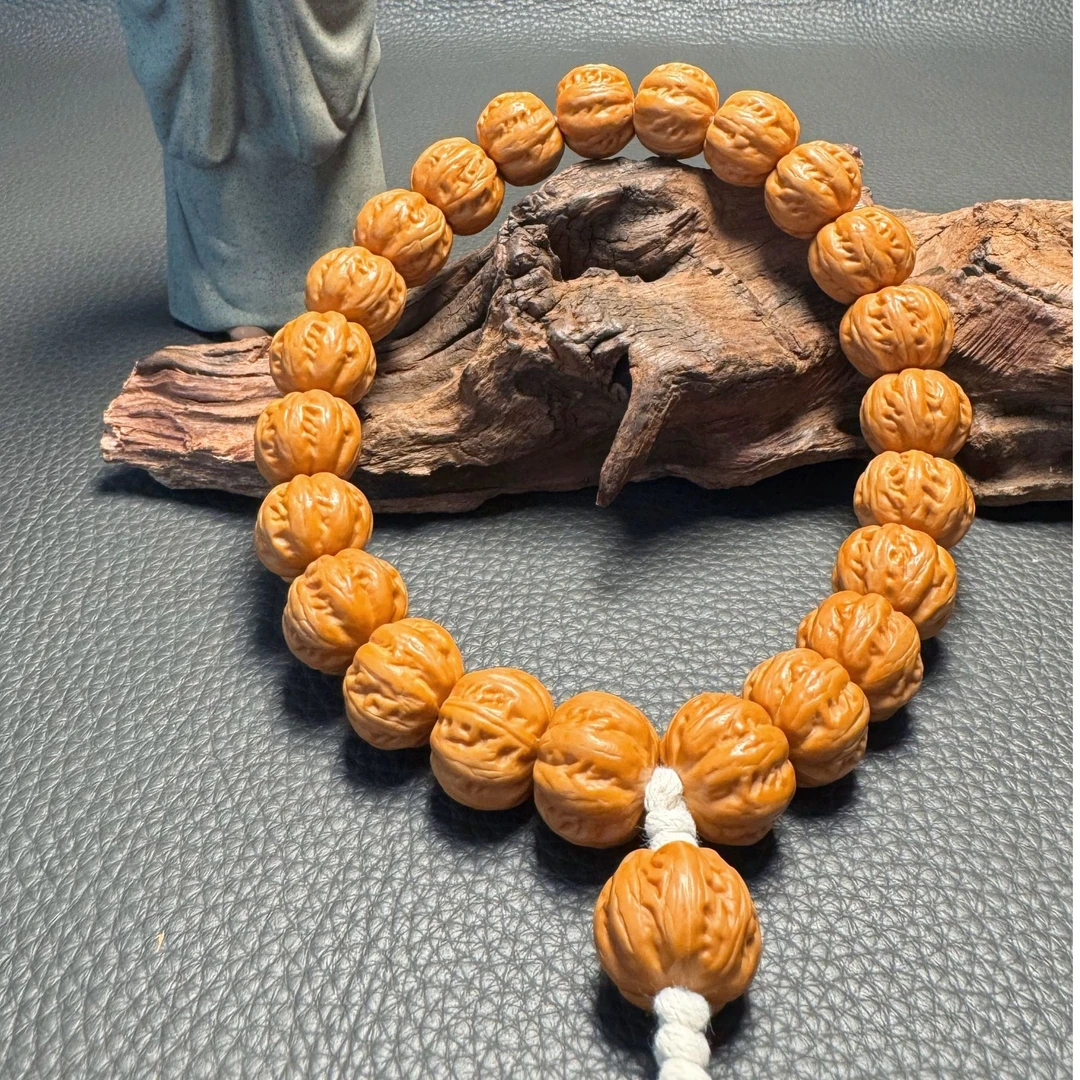 【龙脊京八棱手持】手工精雕猴头龙脊京八棱手持文玩核桃原皮原色