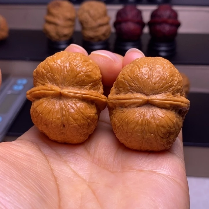 把件文玩核桃峭壁元宝22