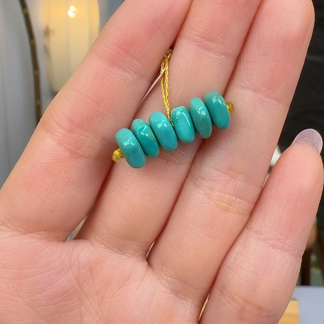 绿松石未镶嵌挂件