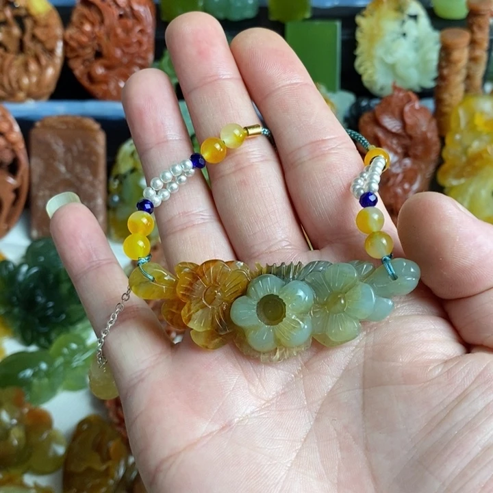 蛇纹石玉未镶嵌颈饰