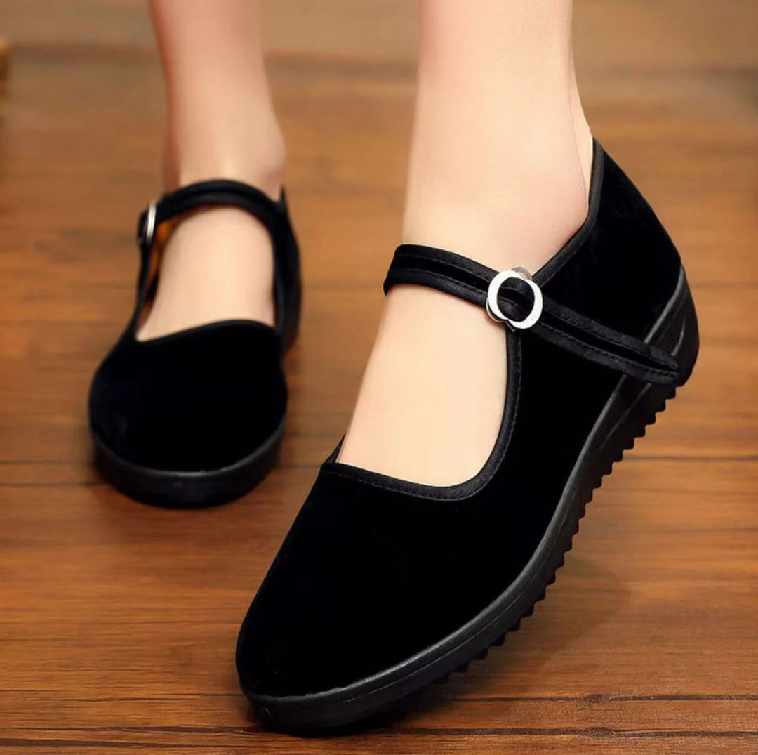 t经典北京布鞋女款平底黑色一字舒适软底工作鞋酒店上班舞蹈妈妈z