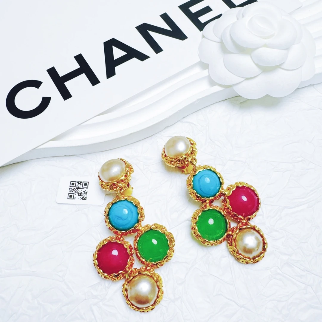 95新 Chanel/香奈儿 柚礼中古/香奈儿多色彩釉珍珠耳夹CG412057