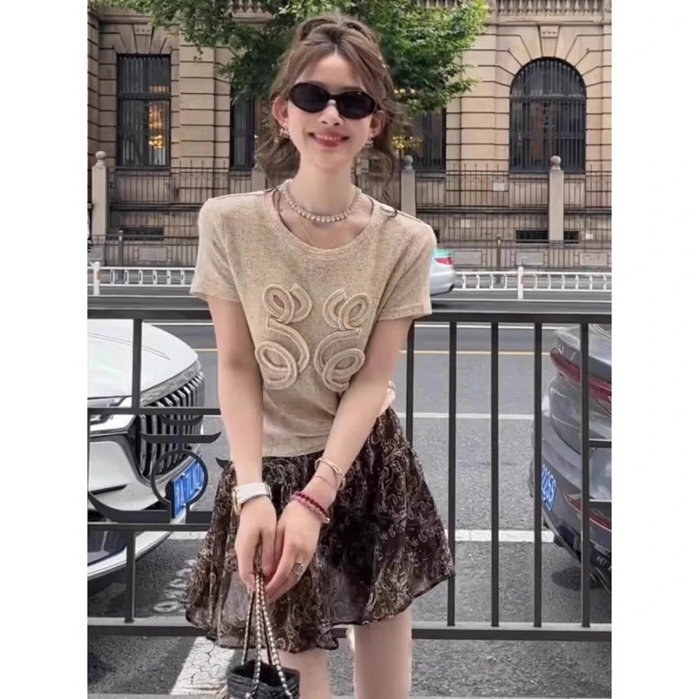 芯娇晴2025新款爆款薄款特别漂亮正肩T恤气质绝美短袖杏色上衣夏