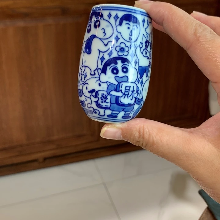 成****店闻香杯蜡笔小新