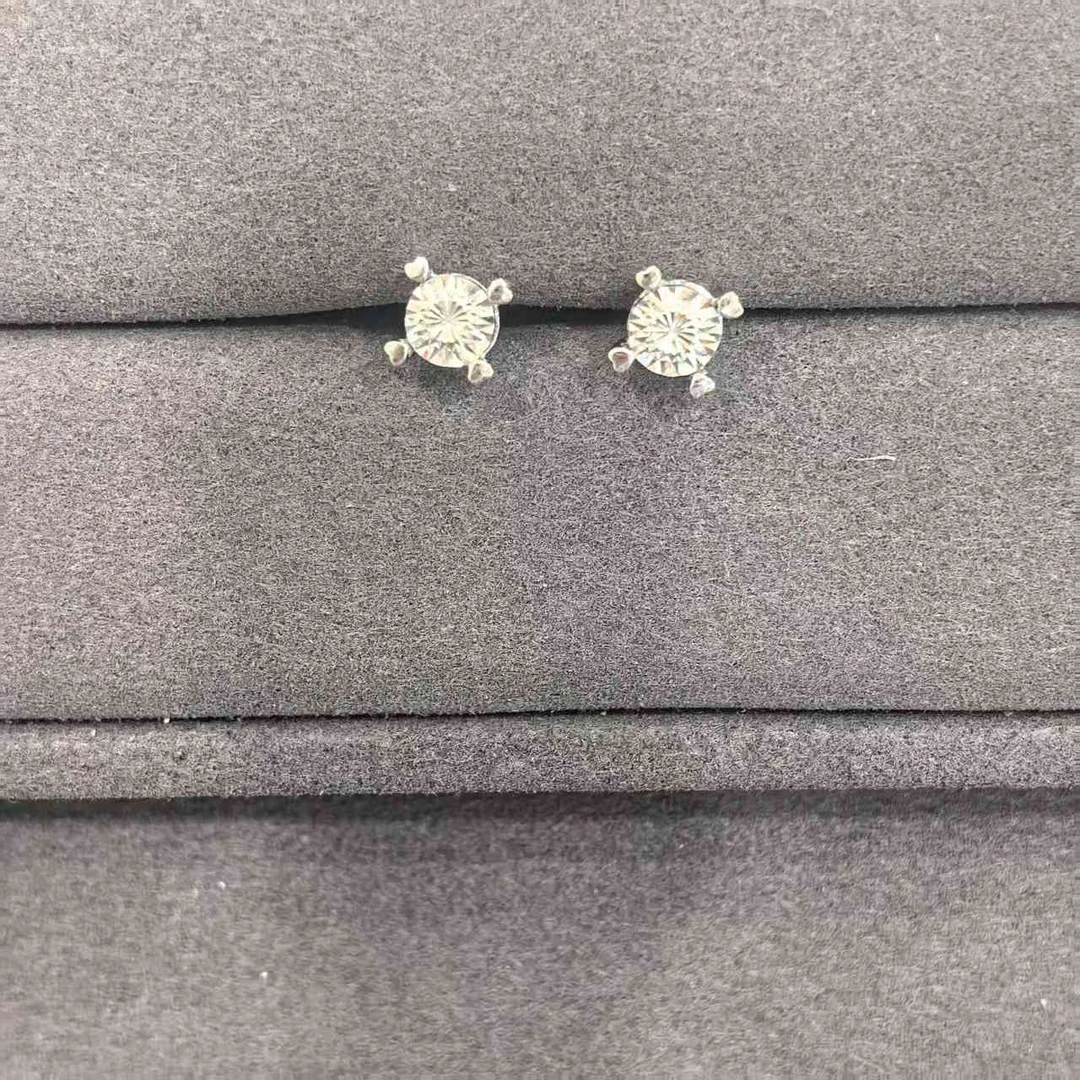 CBAI/菜百XD 铂Pt950耳钉 气质简约