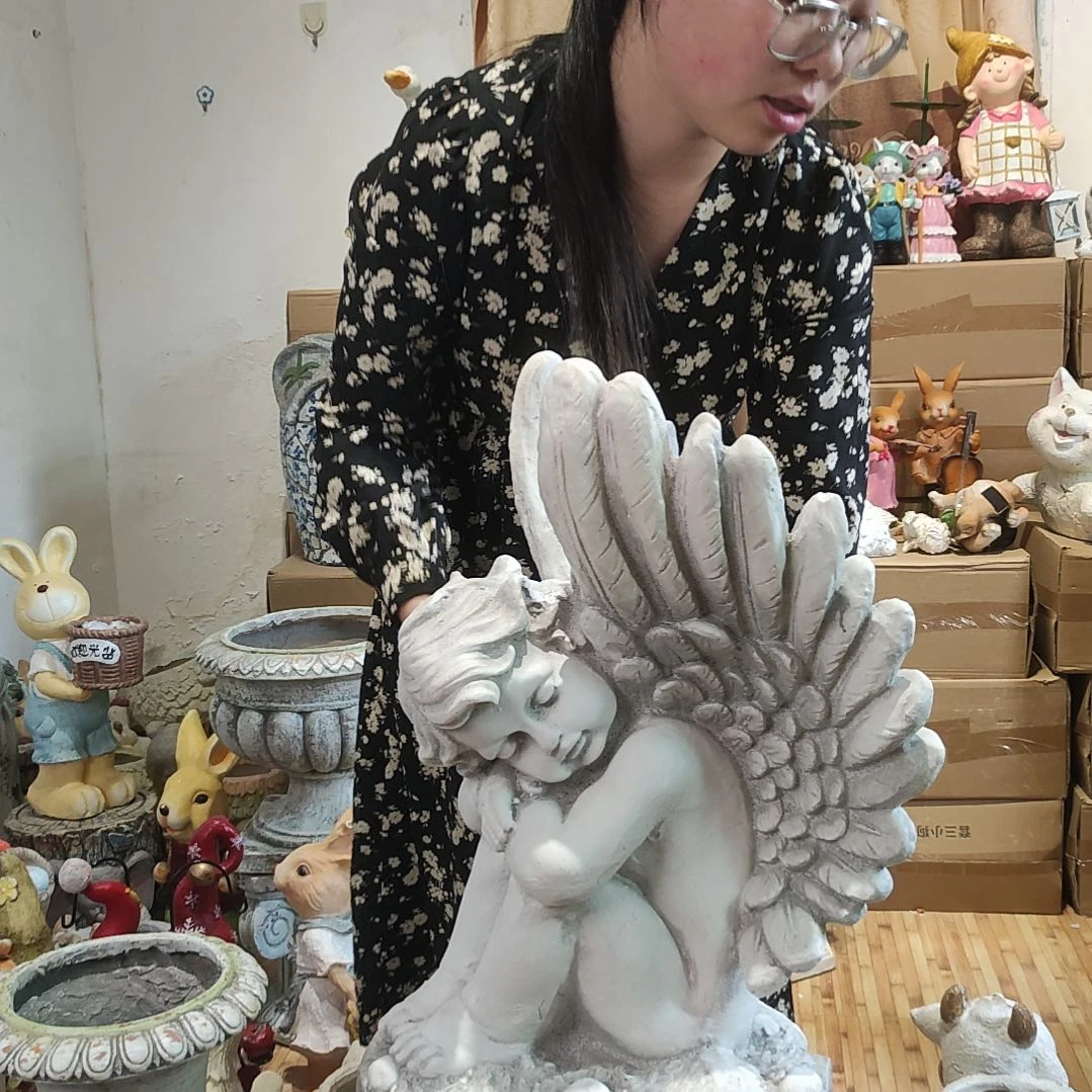 合成树脂氧化镁坐姿睡天使一个