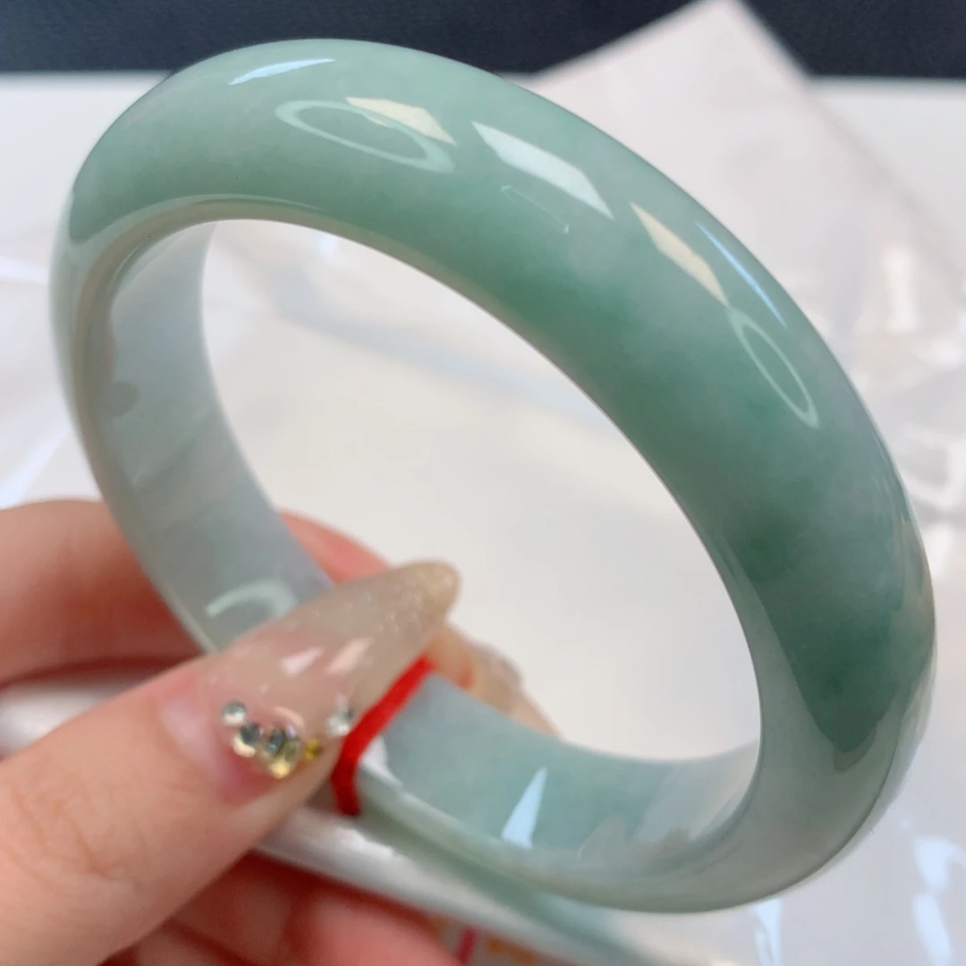 【闪购商品】翡翠手镯未镶嵌56+圈