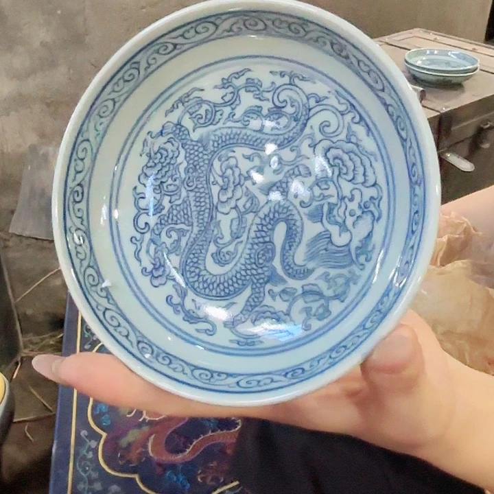 景德镇高温陶瓷龙纹
