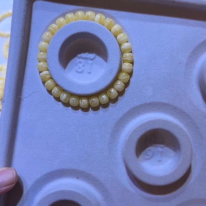 手链琥珀未镶嵌蜜蜡