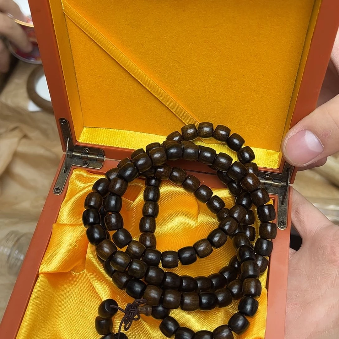 大叶紫檀（黑酸枝木类）