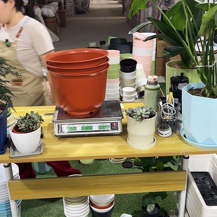 矮陶口30高22陶色带托3只