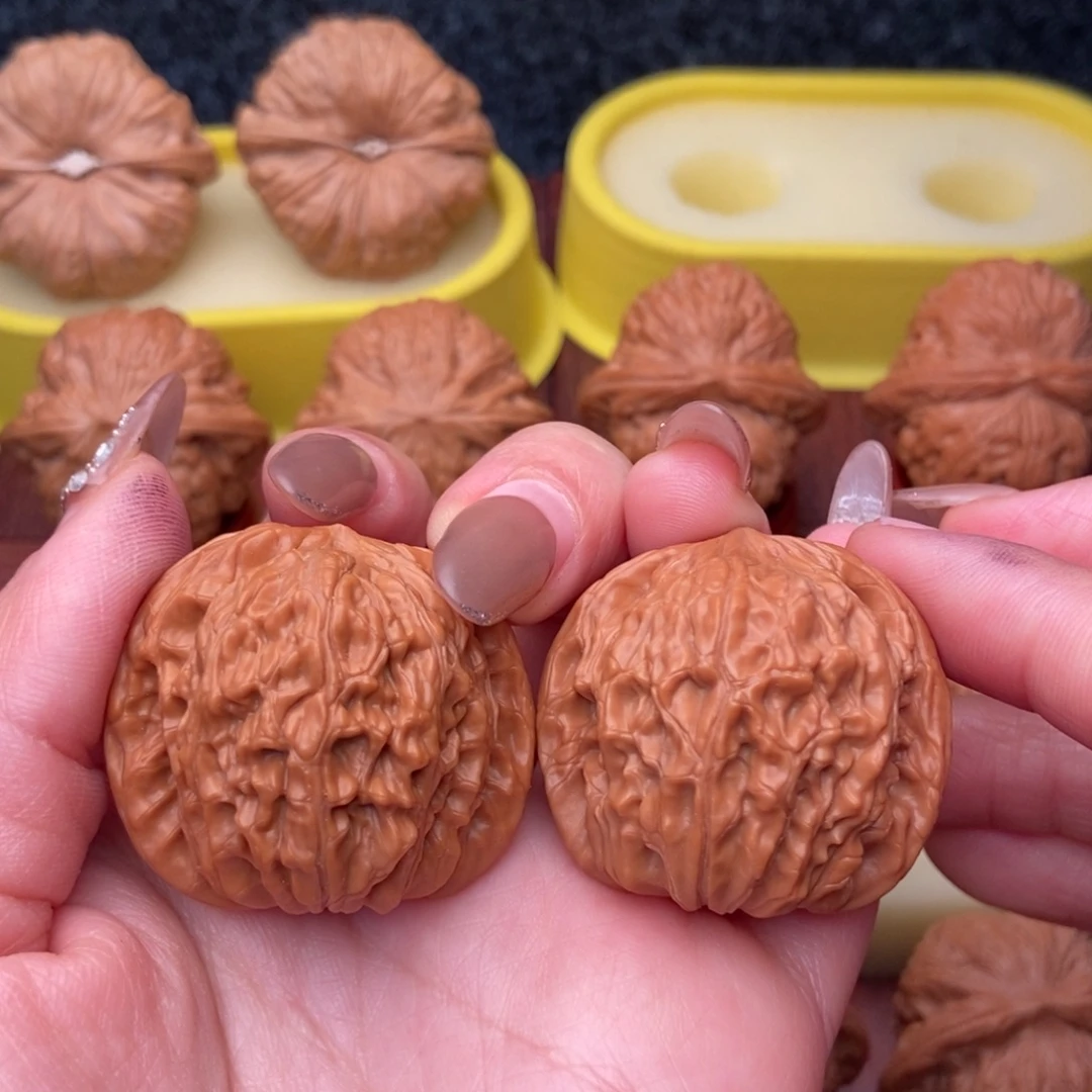 文玩核桃把件37.8山地 磨盘