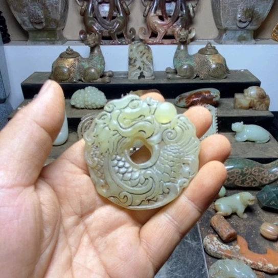 未镶嵌和田玉挂件