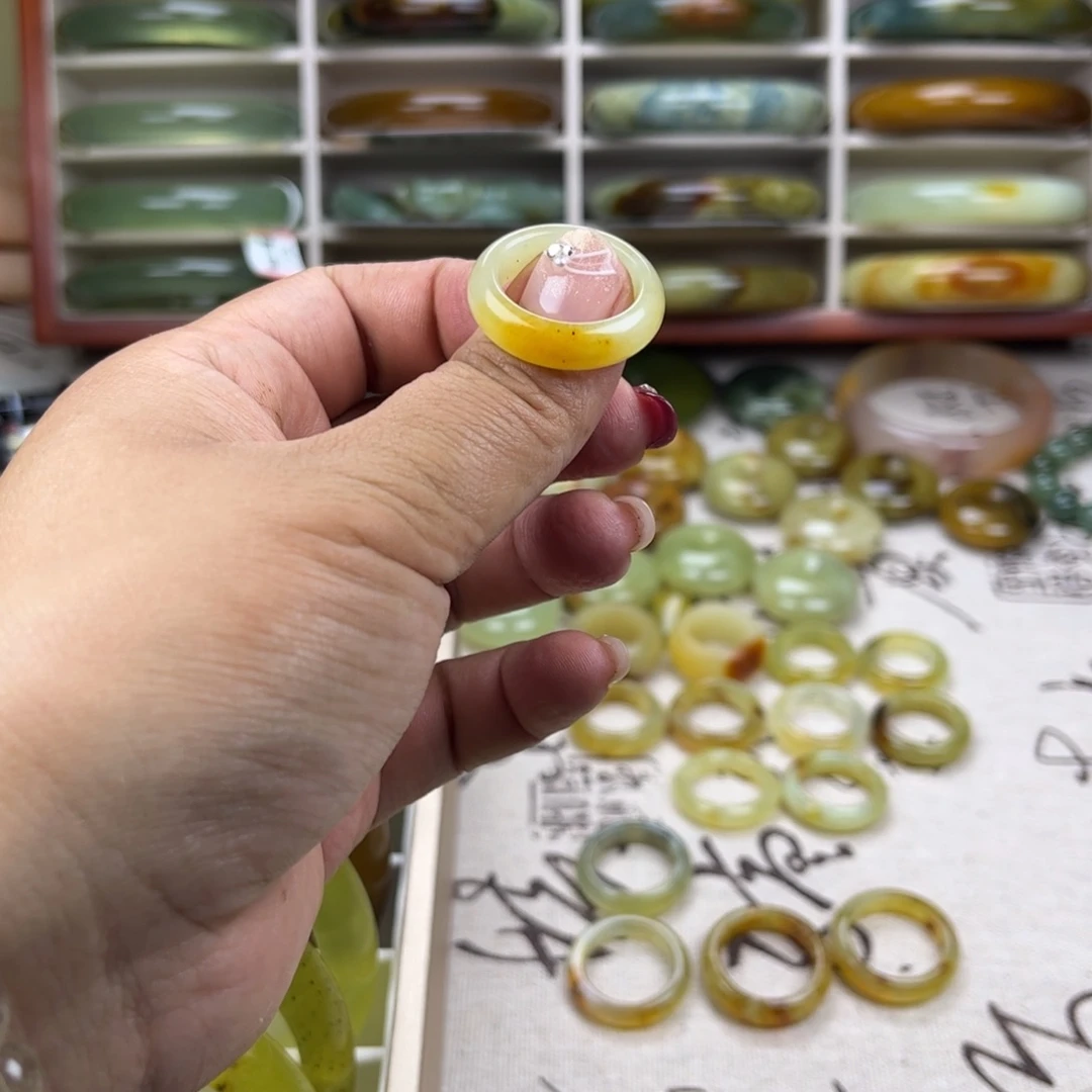 蛇纹石玉手镯未镶嵌霄*