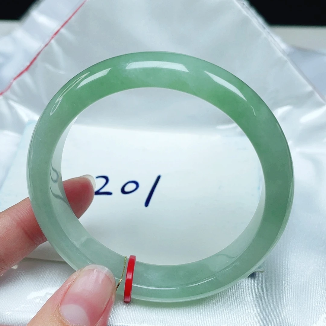 彩****翡翠未镶嵌手镯正圈54.3