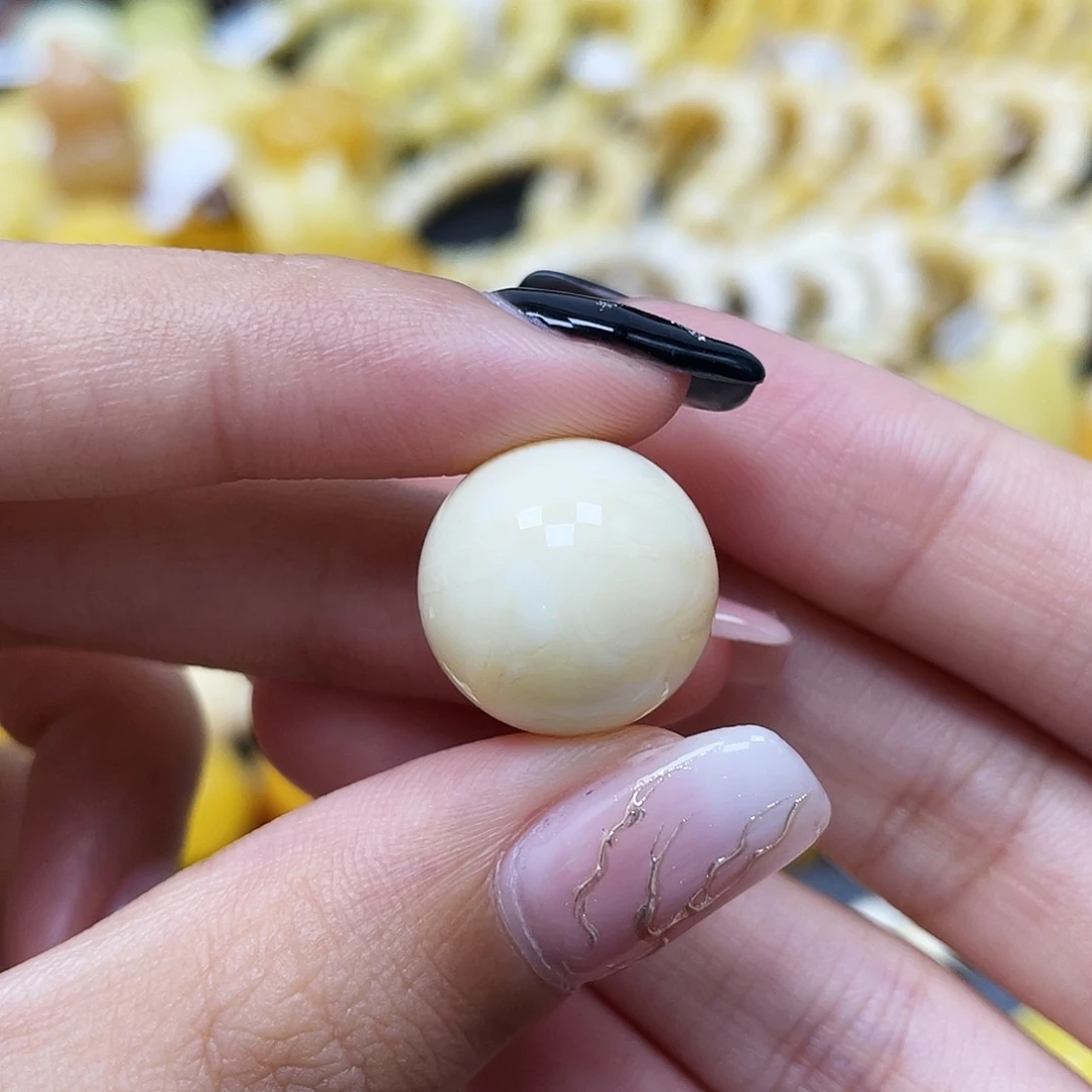 琥珀未镶嵌裸石15.9mm圆珠蜜蜡
