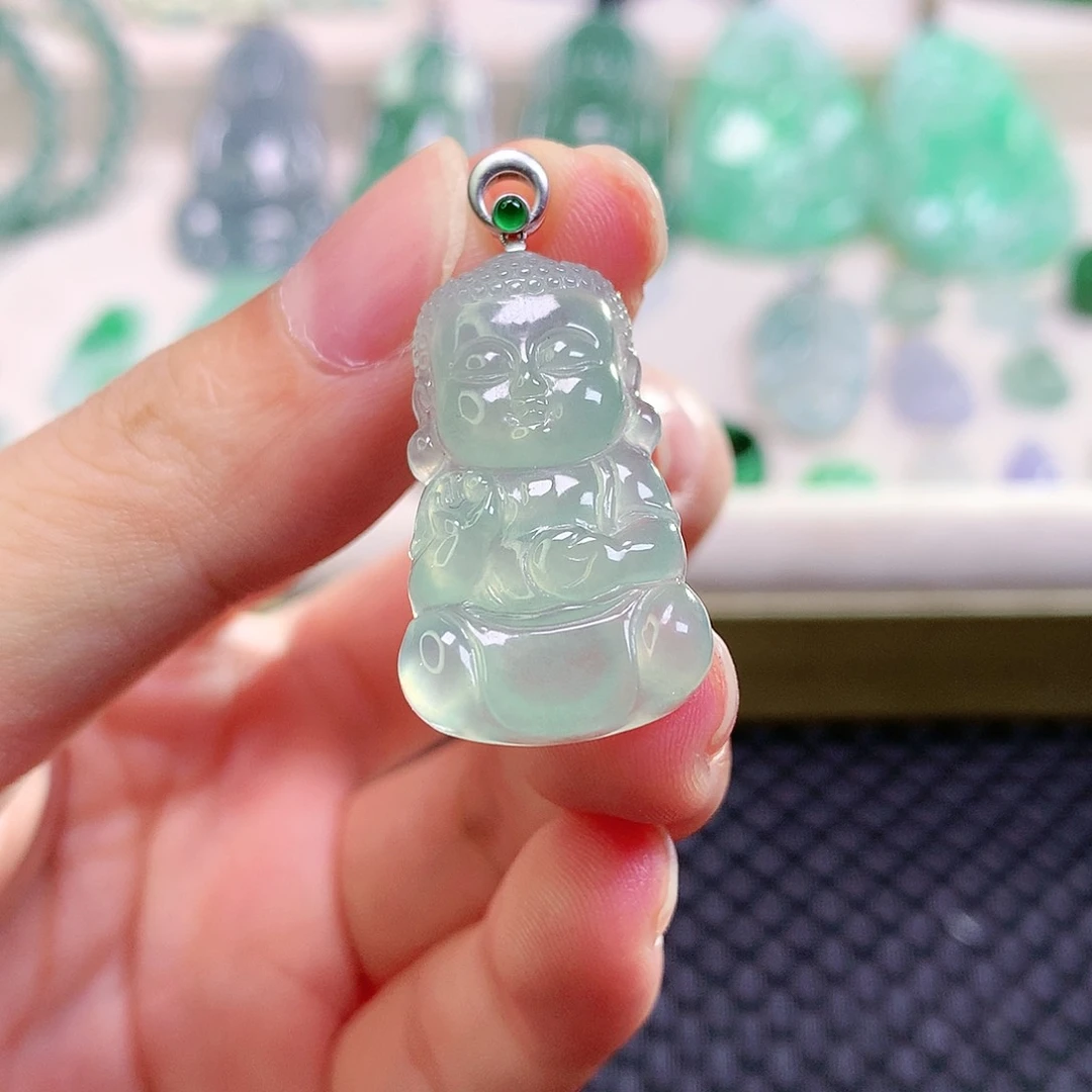 颈饰18K金镶嵌翡翠翡翠