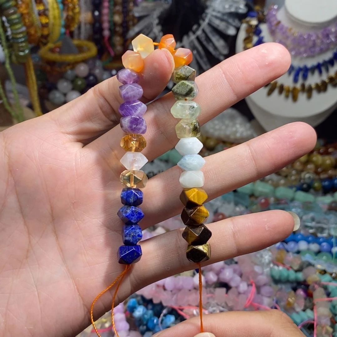 未镶嵌，七脉轮多宝冲角10mm，石英质玉