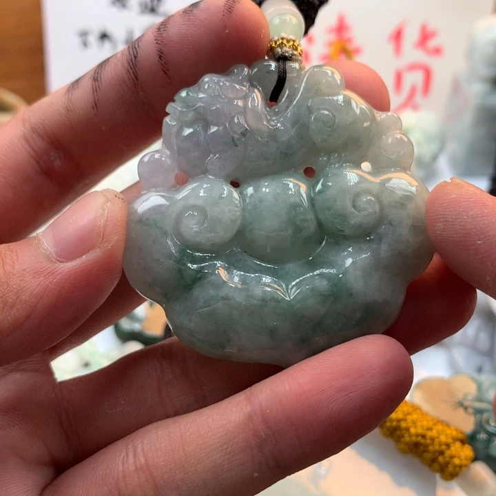 翡翠未镶嵌颈饰保真天然a货翡翠