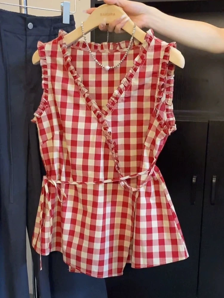 休闲衣服女慵懒风复古红格子收腰绑带衬衫洋气衣服女别致无袖小衫