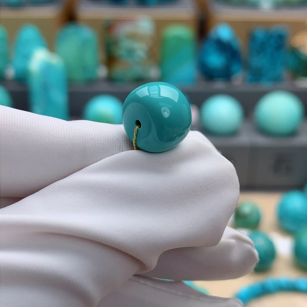 未镶嵌绿松石颈饰