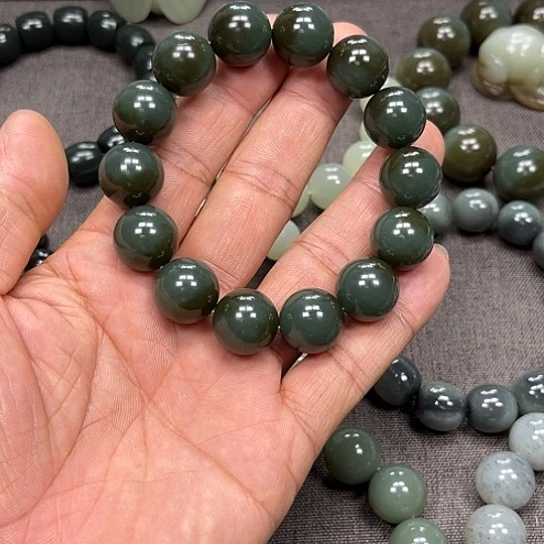 A***制和田玉未镶嵌手链