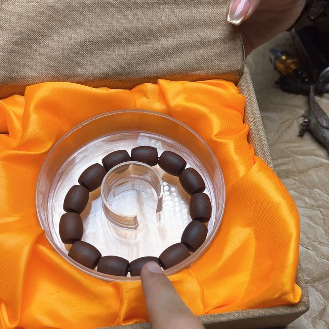 大叶紫檀（黑酸枝木类）