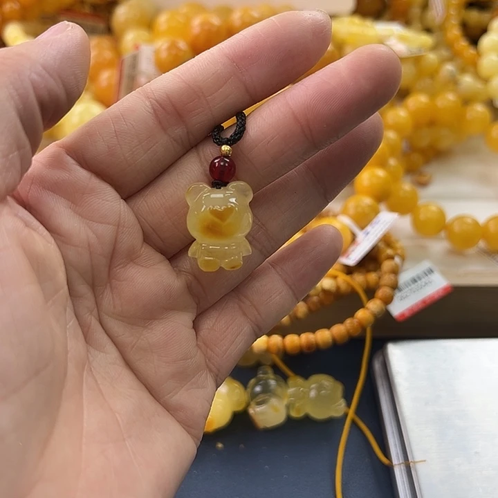 未镶嵌琥珀珠宝奇石