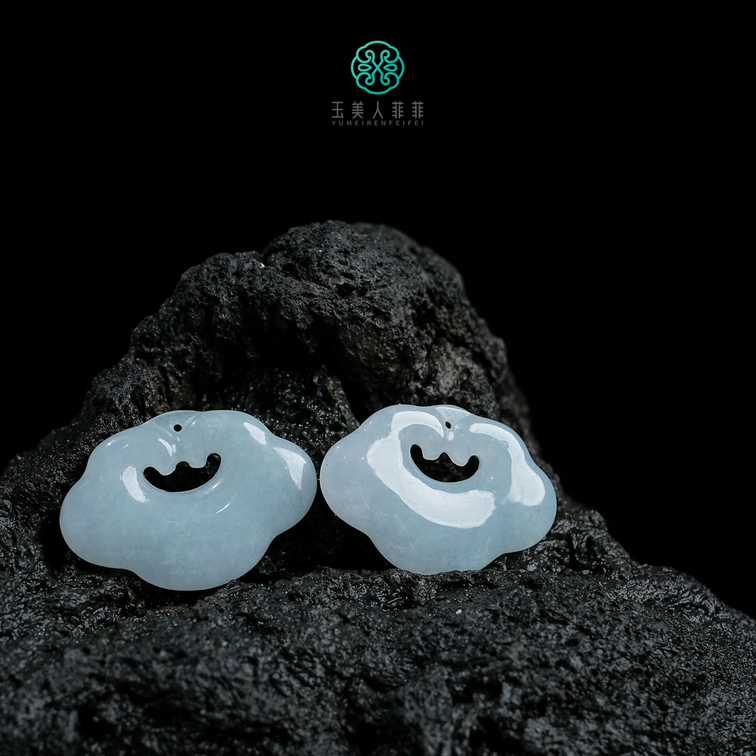 石惑珠宝%翡翠如意锁吊坠约20*29mm%多样性发一