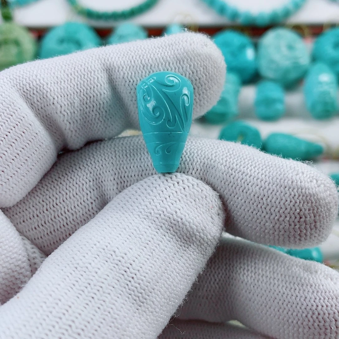 绿松石未镶嵌车挂对孔11.5