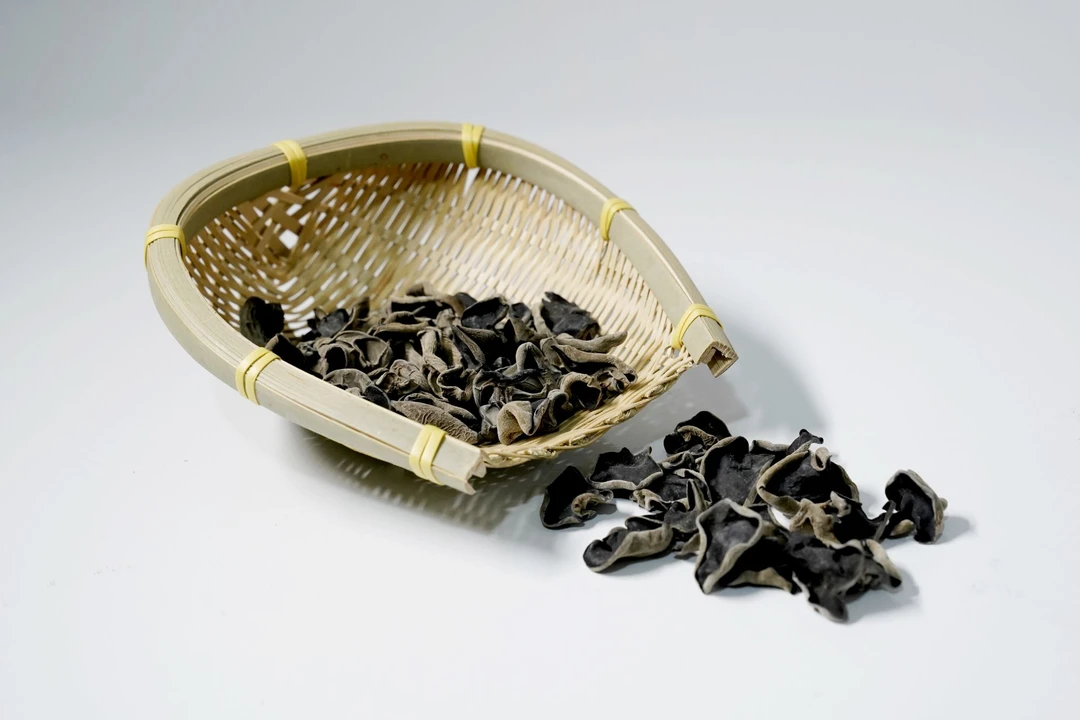 2025头茬东北黑木耳肉质厚伊春产地直发泡发率高无增重干净无沙