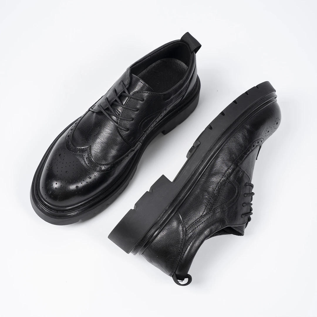 头层牛皮布洛克雕花男士休闲皮鞋透气时尚英伦风百搭韩版皮鞋正装