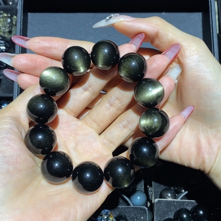 黑曜岩手链未镶嵌北****上