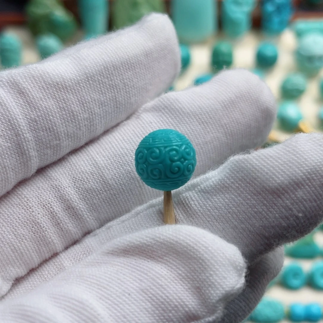 未镶嵌绿松石珠宝奇石