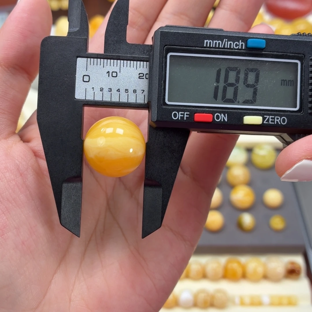 琥珀未镶嵌裸石焦皮18.9mm