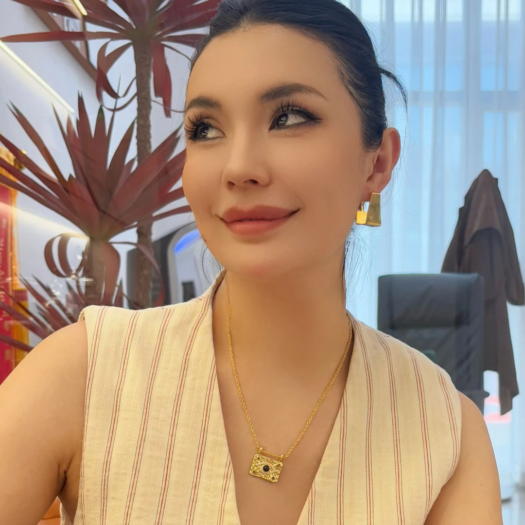 铜合成锆石项链 恶魔之眼吊坠项链复古设计几何方形高级感项链