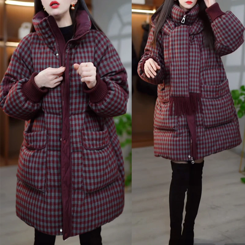 【带围巾】冬季新款2025今年流行连帽通勤百搭时尚宽松保暖棉服外套