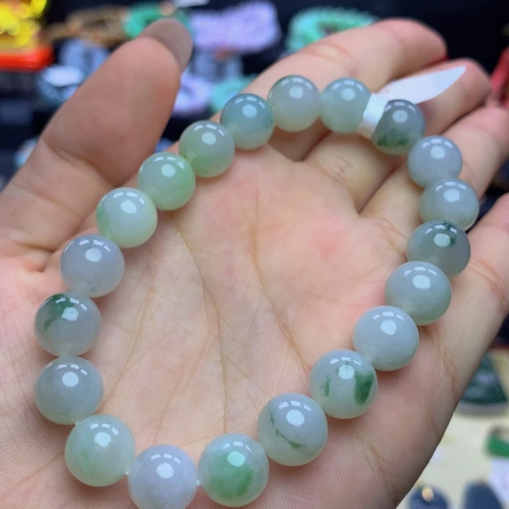 翡翠手链未镶嵌翡翠