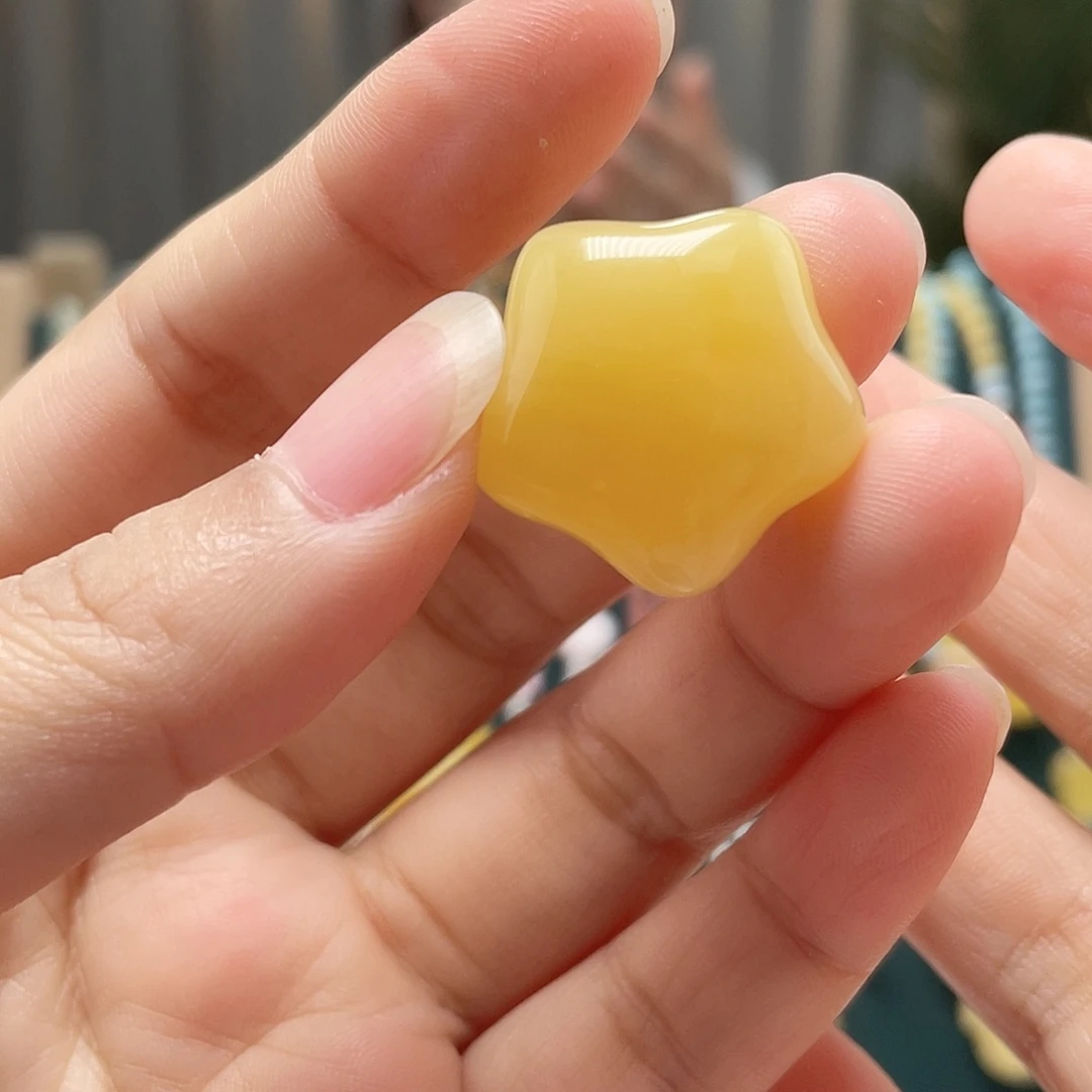 未镶嵌琥珀裸石蜜蜡吊坠