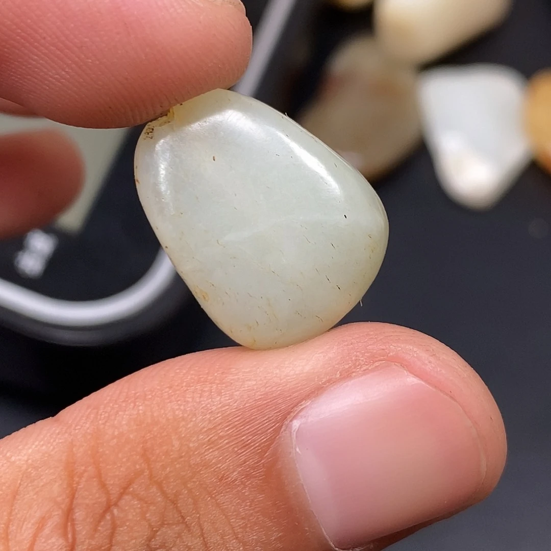 和田玉（糖玉）未镶嵌挂件