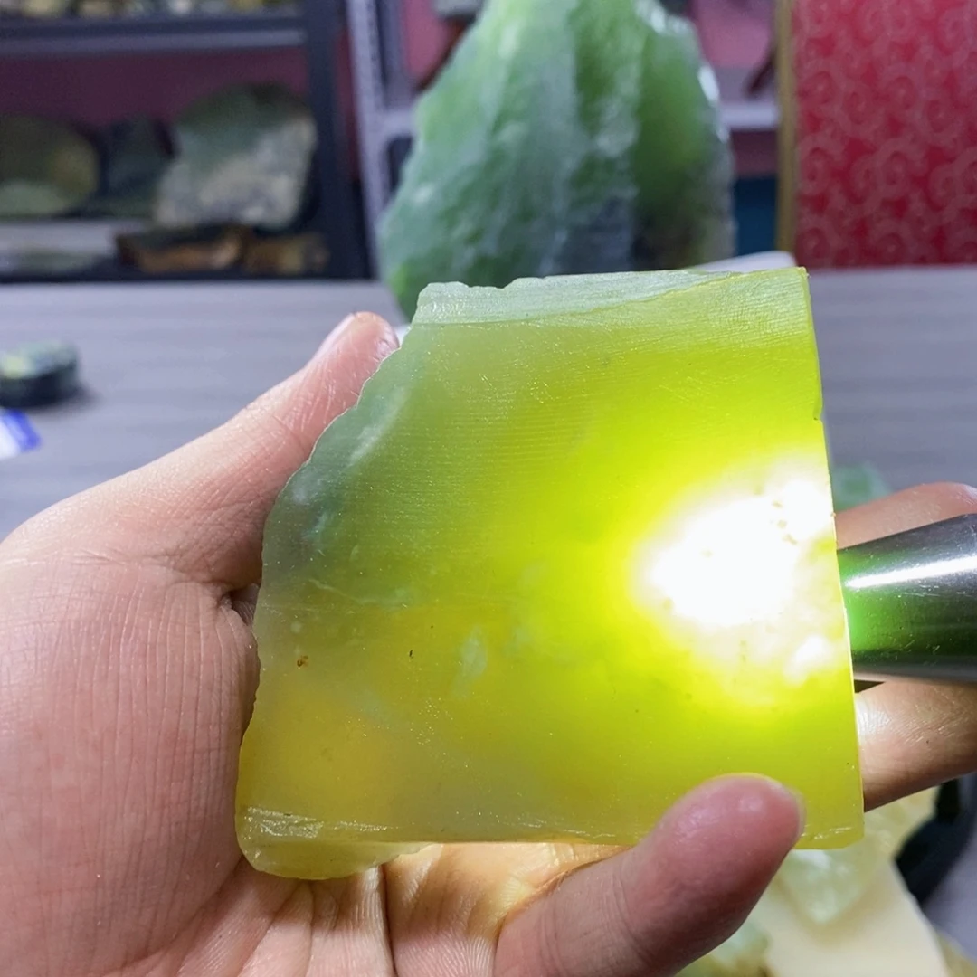 蛇纹石玉未镶嵌岫玉原石蛇纹石玉