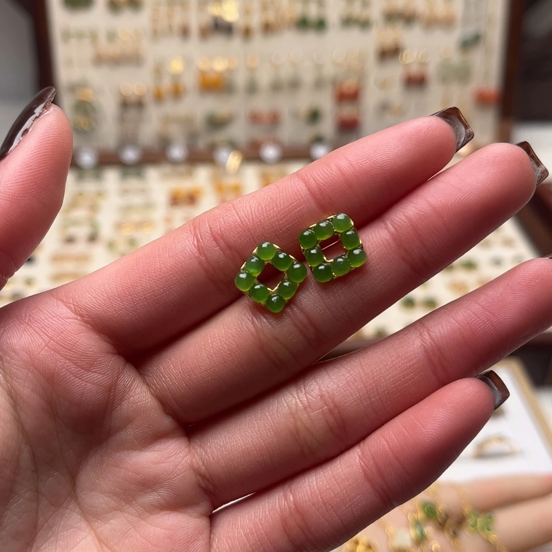 和田玉银S925镀金镶嵌耳坠