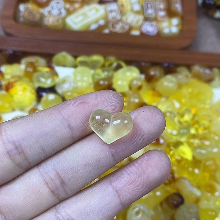 吊坠橄榄核小屁桃36