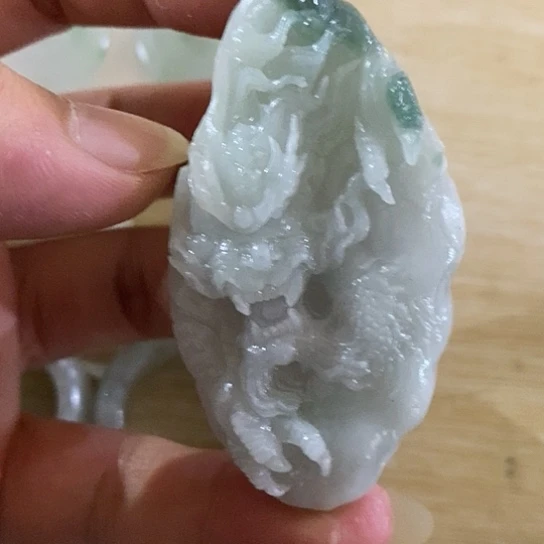 未镶嵌定制翡翠牌子