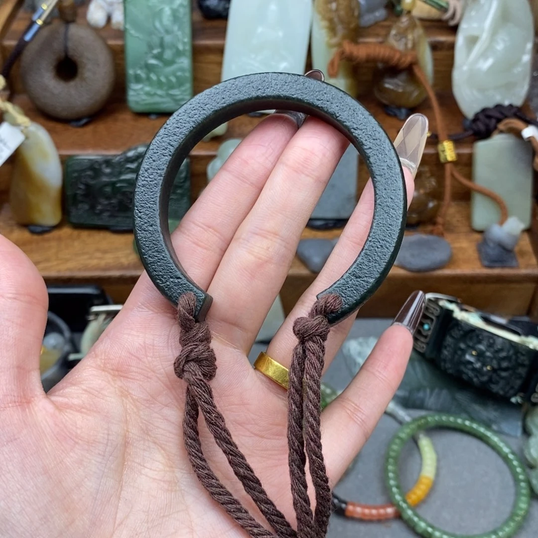 和田玉颈饰未镶嵌上***工