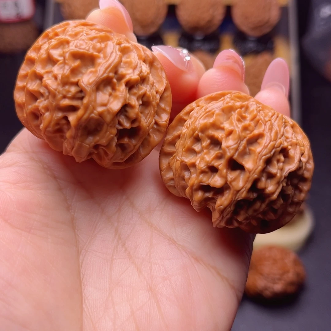 文玩核桃吊坠平果元，42尺