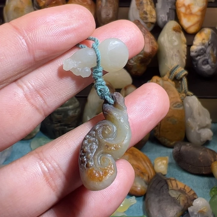 和田玉未镶嵌挂件