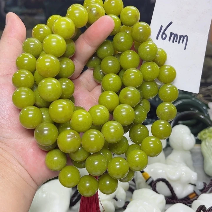 蛇纹石玉颈饰多样性发货未镶嵌