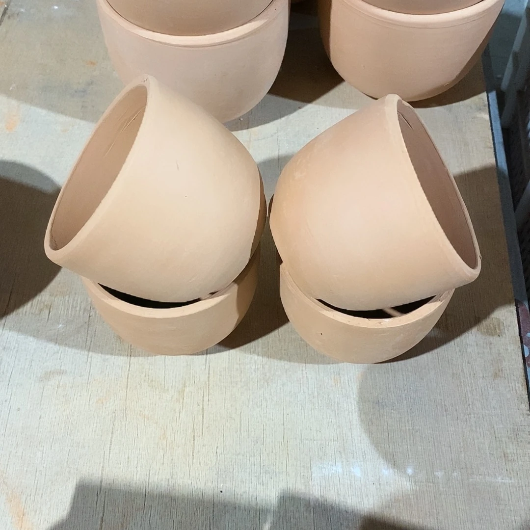 瑕疵红陶杯子8×7-4