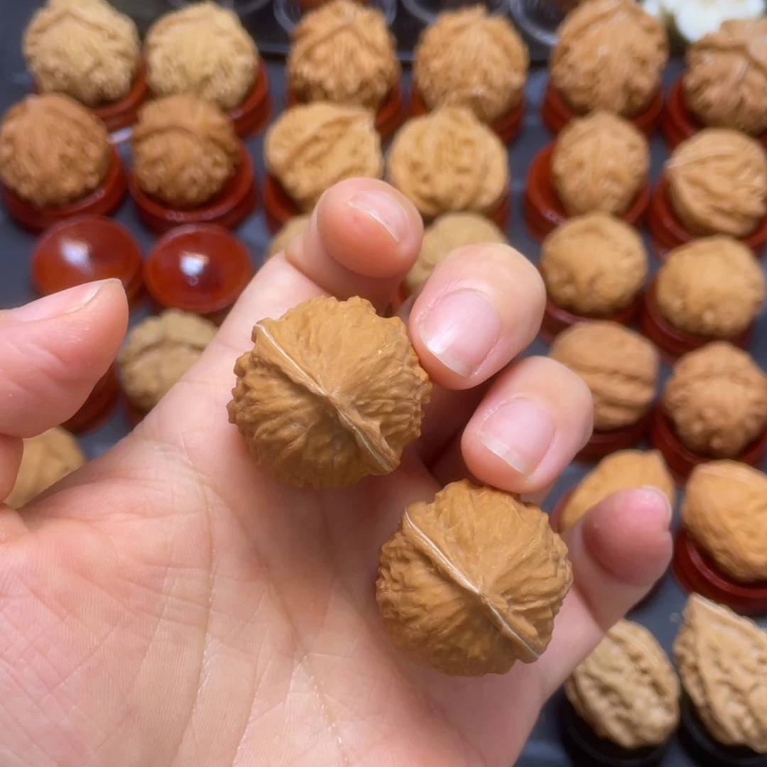 文玩核桃把件胖头坨